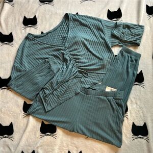 NWT Gilly Hicks Dusty Blue Dreamworthy Joggers and Sinched Top Set Size XXL